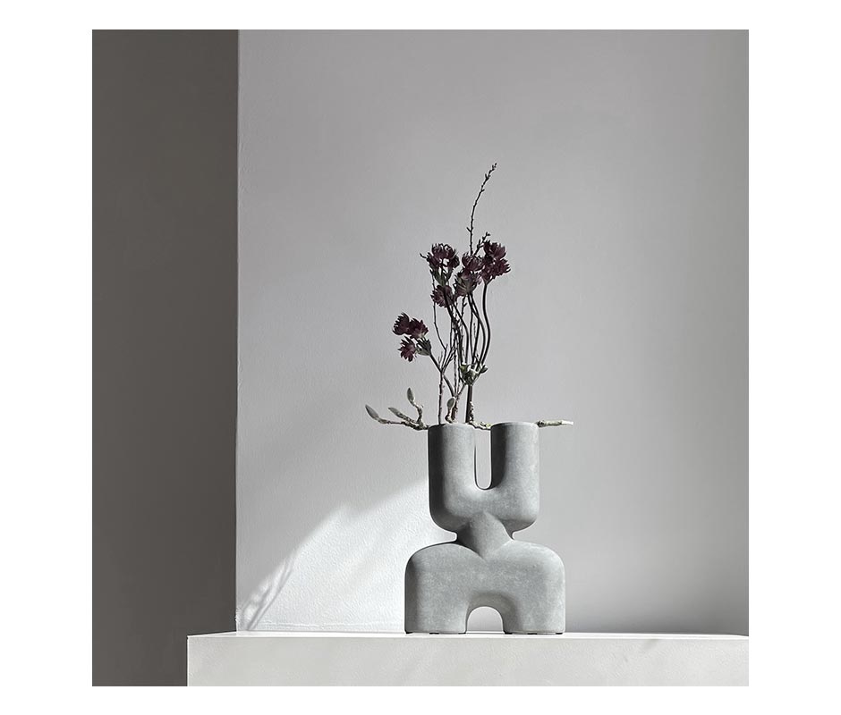 Cobra Vase, Double, Mini 
– Dark Grey, 22×6.5xH28cm, 211033