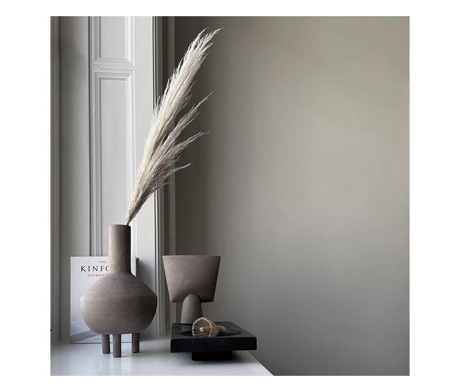 Sphere Vase Triangle, 
Mini – Taupe, 20×7.5xH22cm, 213026
