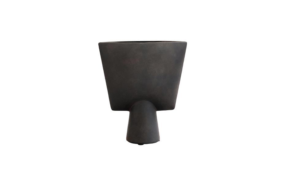 Sphere Vase Triangle, 
Mini – Coffee, 20×7.5xH22cm, 213025