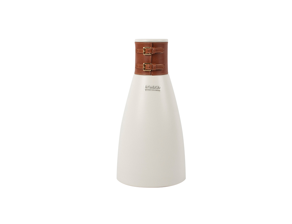 LUSITANA VASE, White matt, Dia. 15.5 x 31cm, 1161L