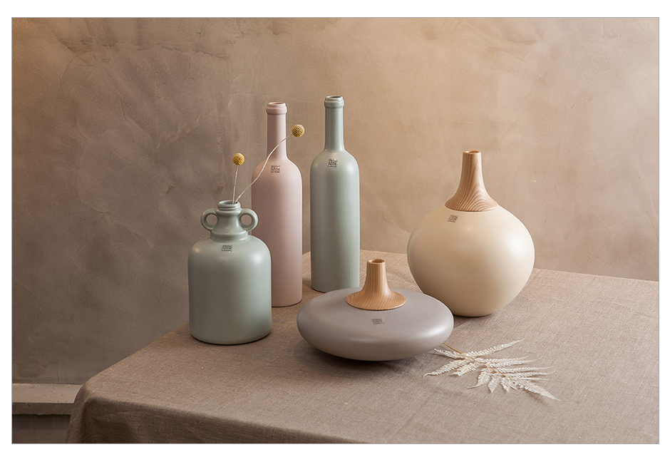 POVINHO BOTTLE, Matt Pink, Dia. 9 x 36cm, 1323