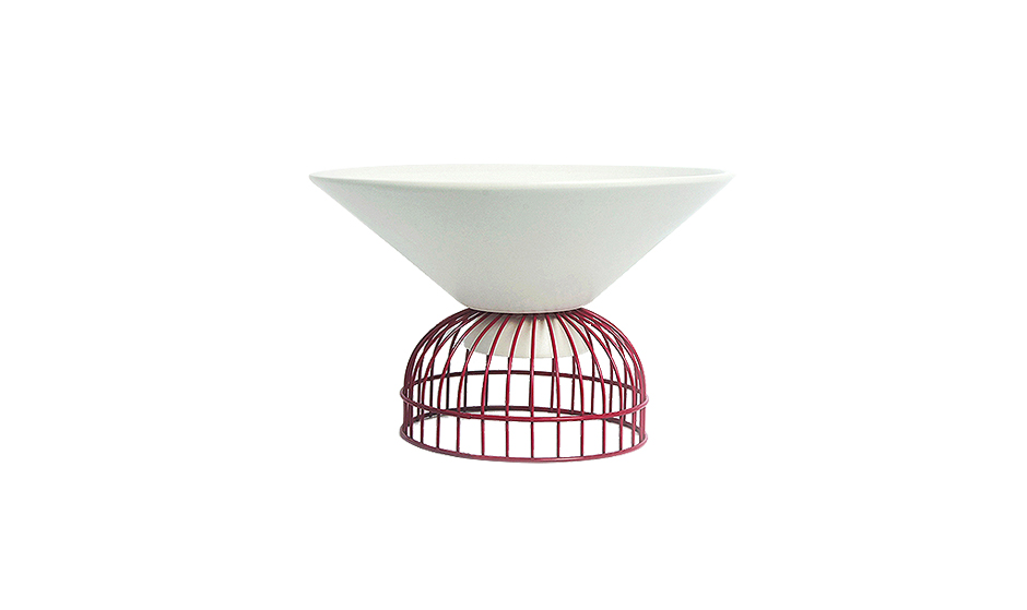 IRON CANDLE STICK – TABLE CENTRE, Matt White w. Red Iron, Dia. 22.5 x 14.5cm, 1950