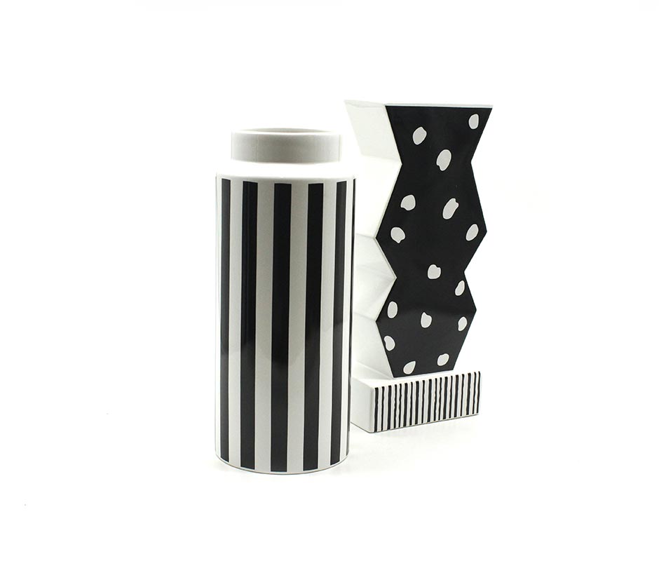Line Vertical Vase, White, 12.5×12.5x29cm, K24040