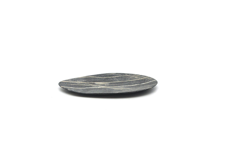 Organic flat platter (XS), Black, 27×21.2×1.6cm, CB3234