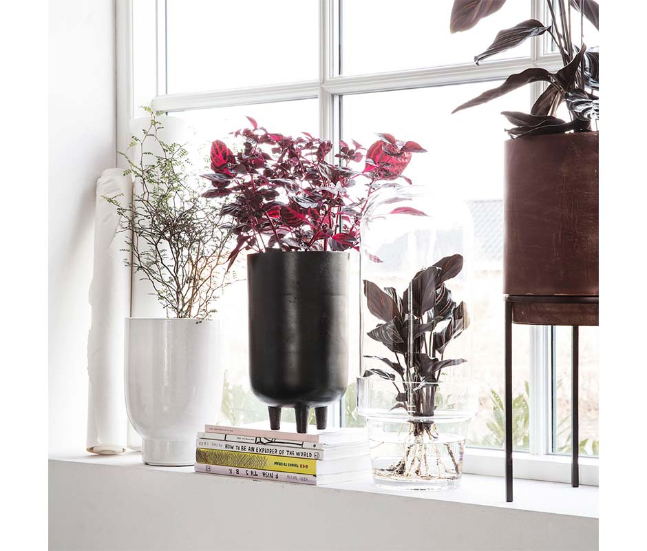 Planter, 
Aluminium, Black, Ø15x26cm, is0810