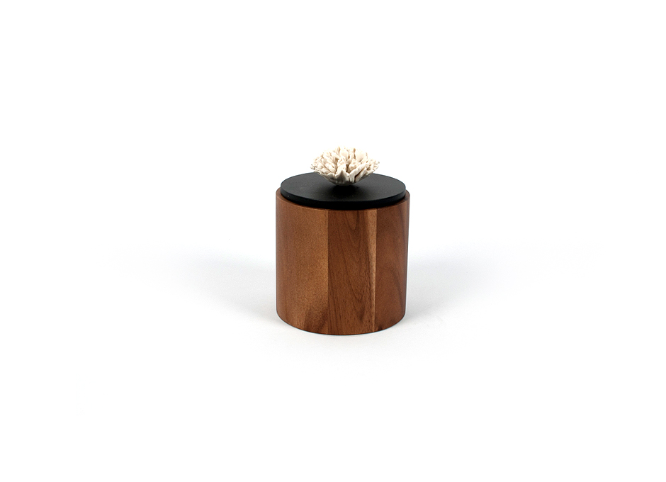 Nuvo Box Cylinder (w.Carnation) M, Black, Dia. 11 x 11.5cm, 423M