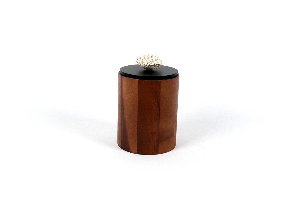 Nuvo Box Cylinder (w.Carnation) XL, Black, Dia. 12 x 16cm, 423XL